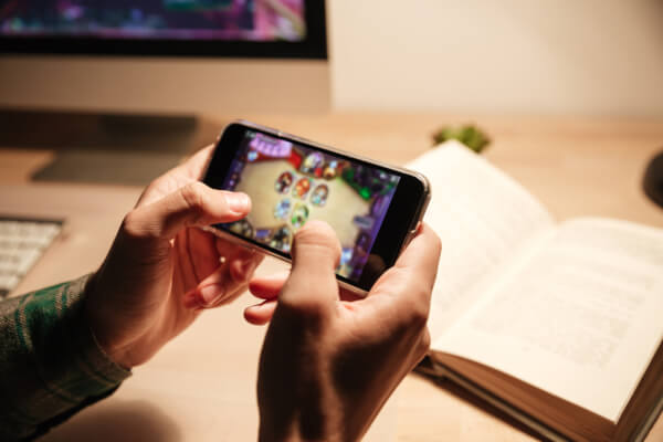 Iphoneのゲーム画面録画方法とは Iphoneでゲーム実況を楽しもう Esports Plus